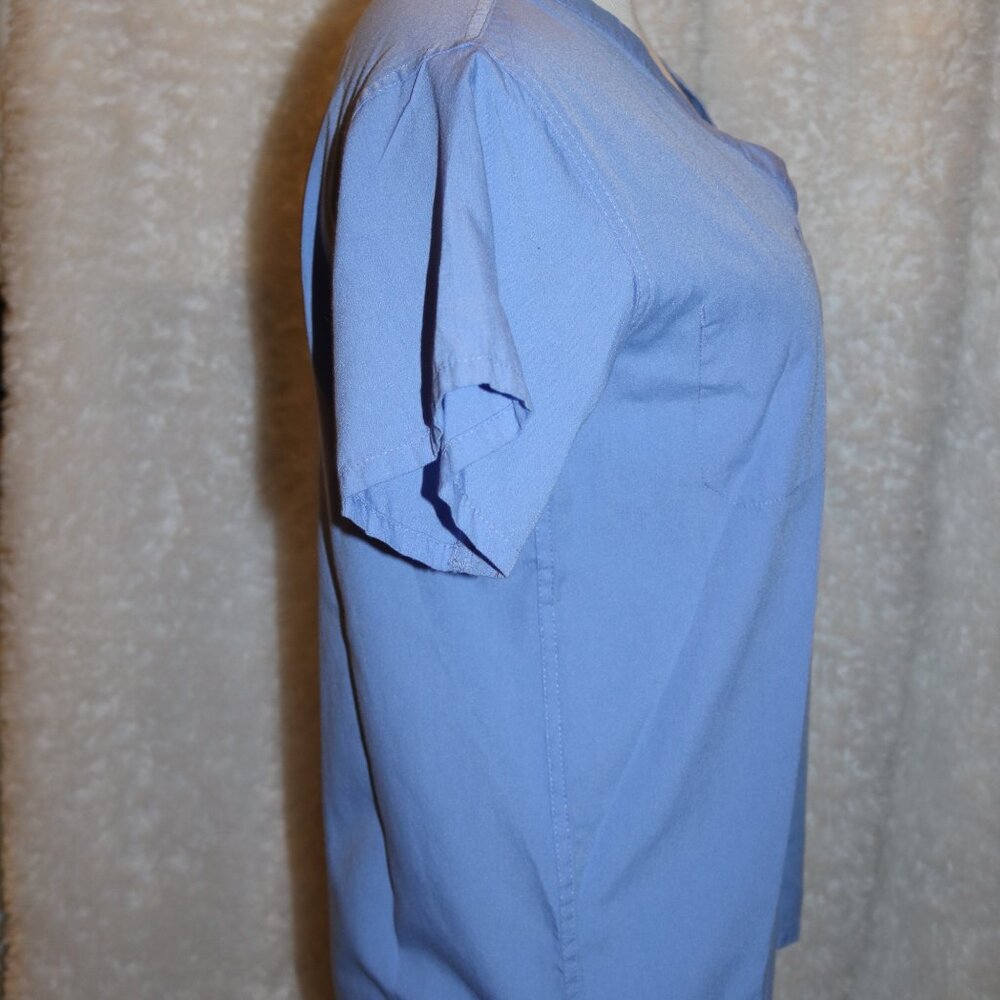 Aramark medical blue scrub top Ladies XS inner & outer pockets - Picture 2 of 7